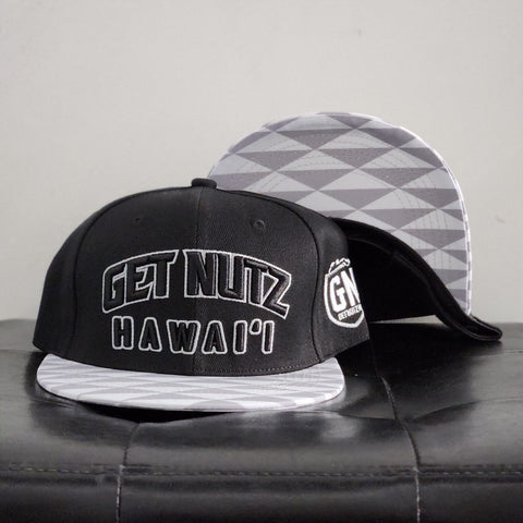 Getnutz Triangle (Grey) - Snapback (Adult)